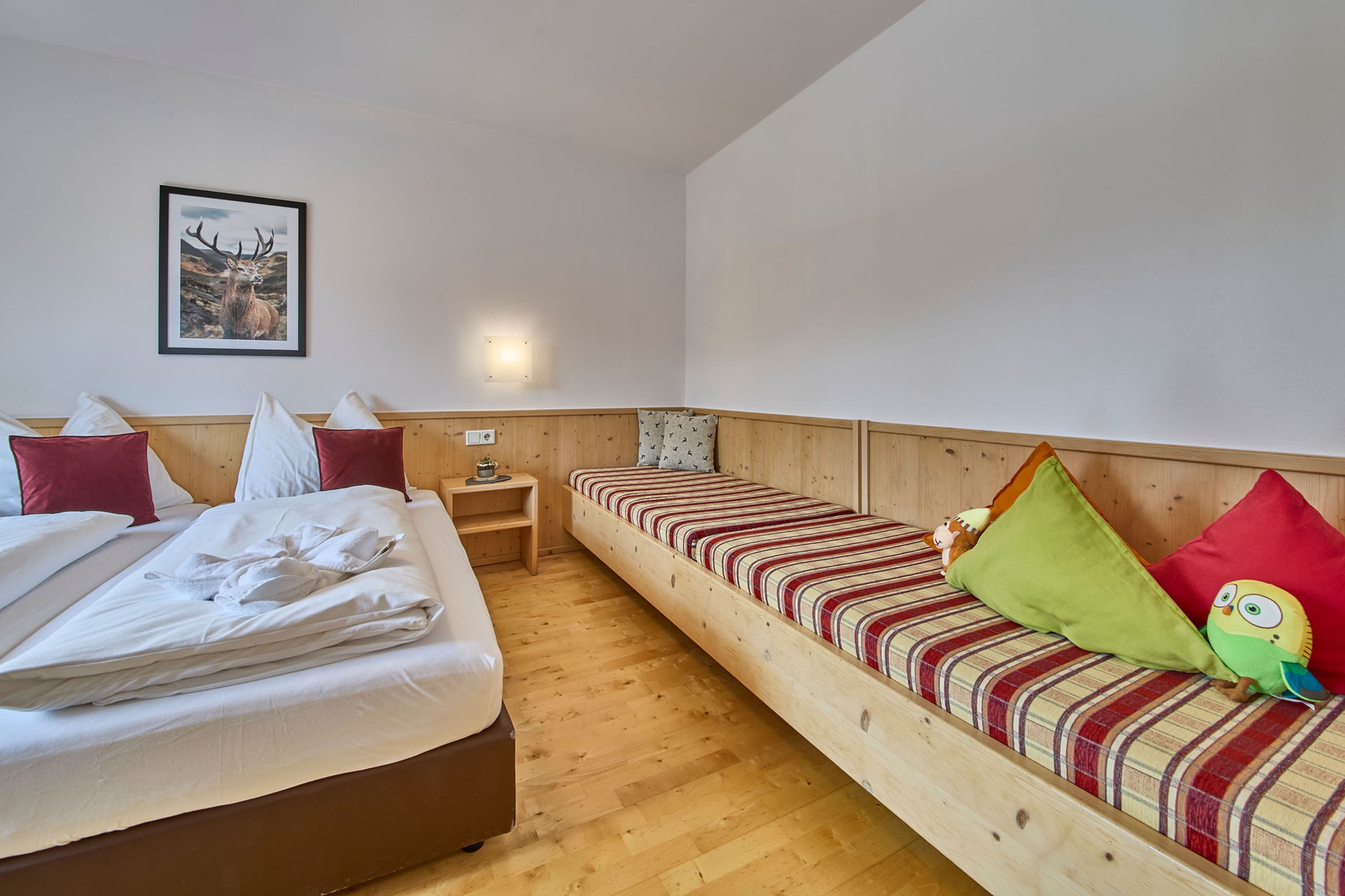 Platzhirsch - Dreibettzimmer Kat. C - inkl. Frühstück - Image 2