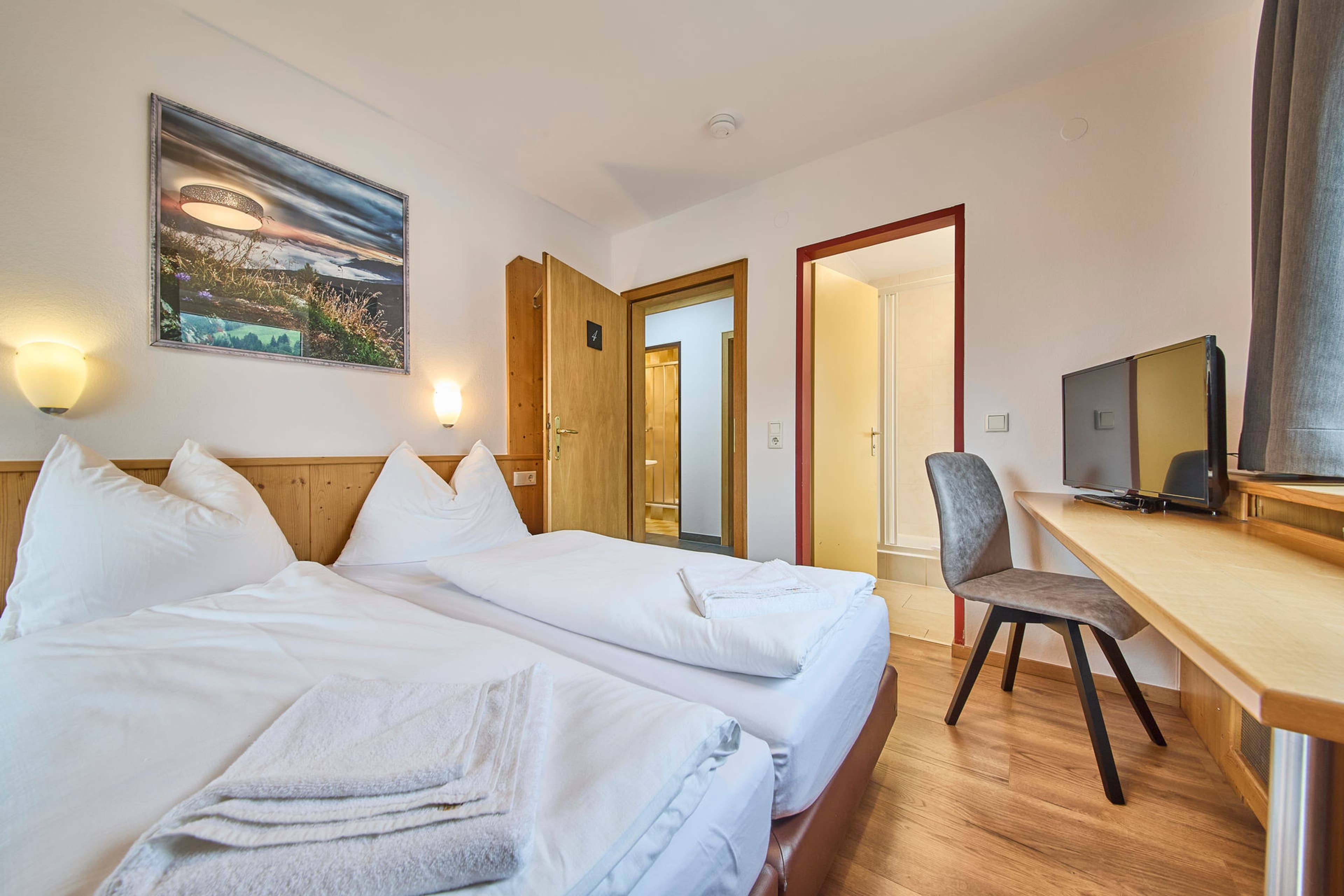 Platzhirsch - Vierbettzimmer Top 4 - inkl. Frühstück - Image 3