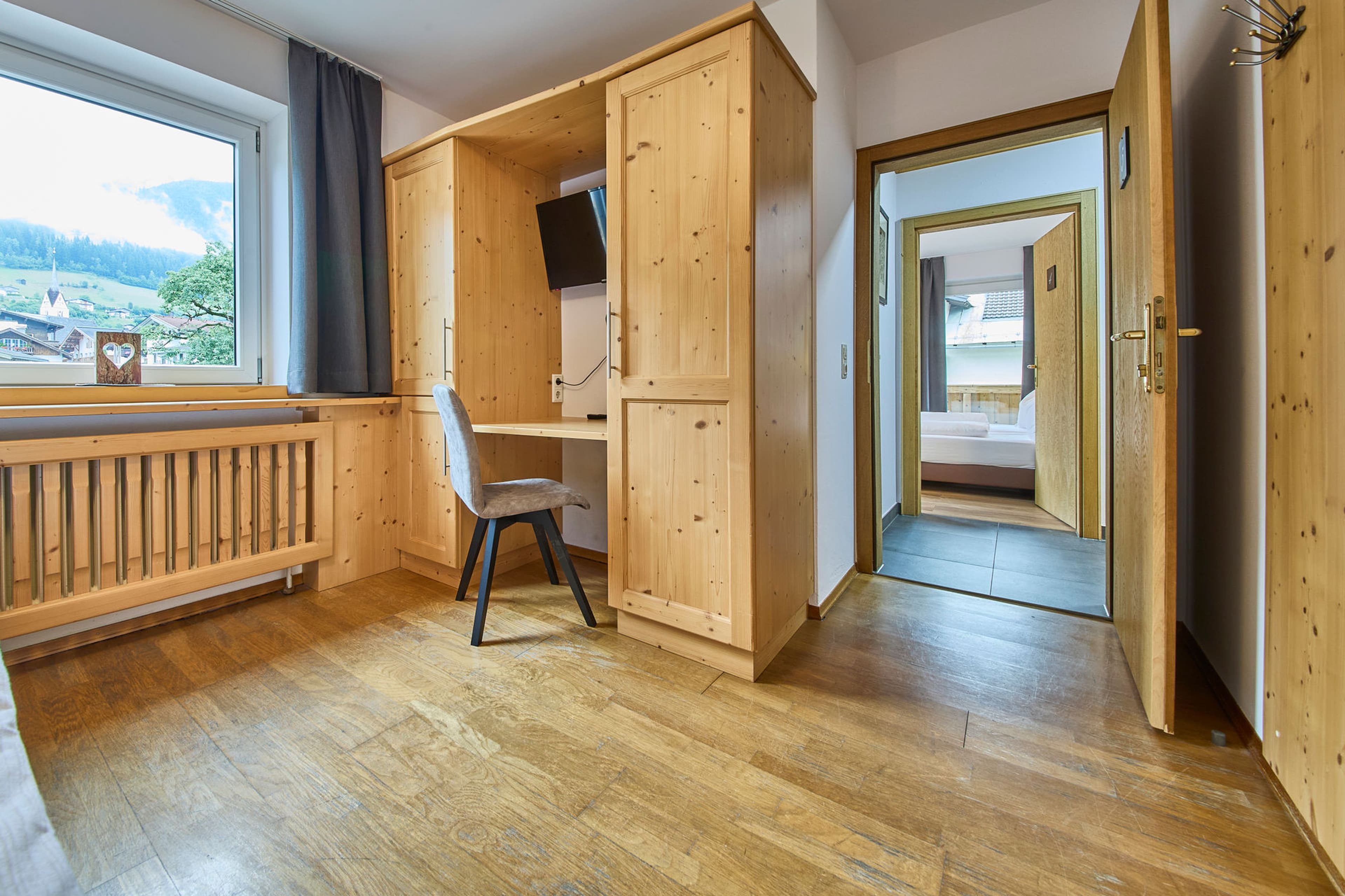 Platzhirsch - Vierbettzimmer Top 4 - inkl. Frühstück - Image 4