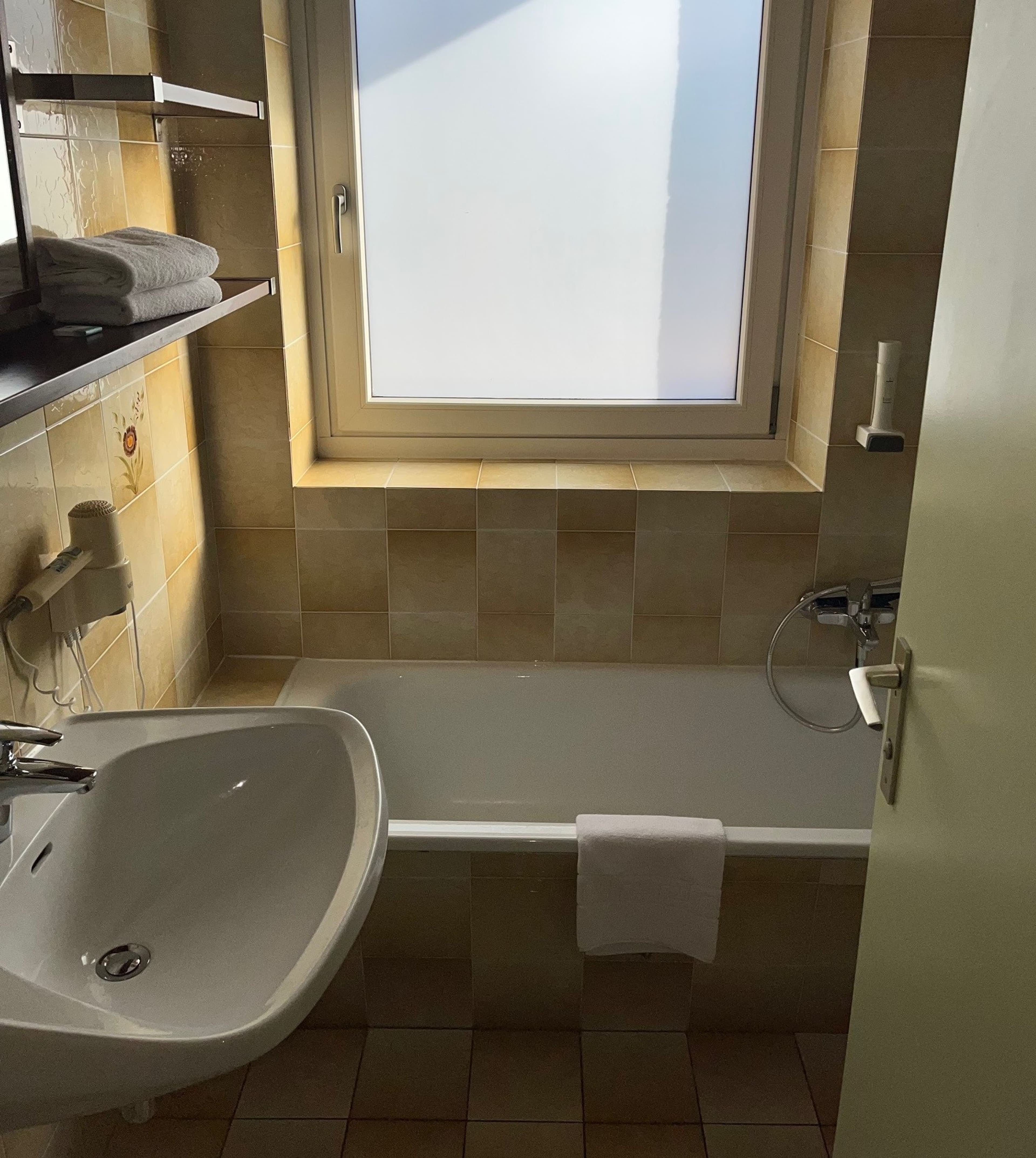 Platzhirsch - Doppelzimmer Top 3 - inkl. Frühstück - Image 3